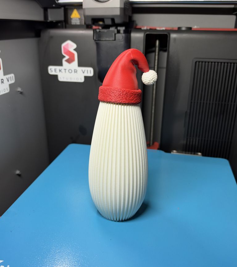 Japandi Santa figurine 3D print, a simple cozy classic - real photo 2 of 6