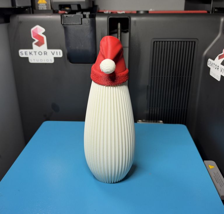 Japandi Santa figurine 3D print, a simple cozy classic - real photo 3 of 6